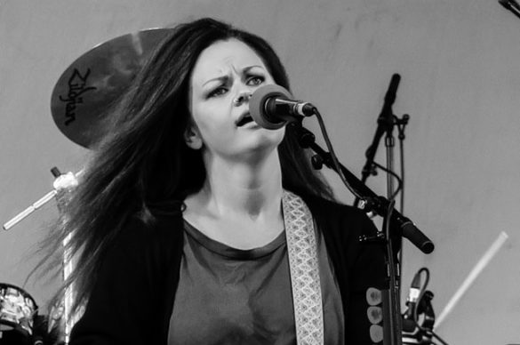 Katzenjammer on stage at Cropredy Festival 13 August 2015