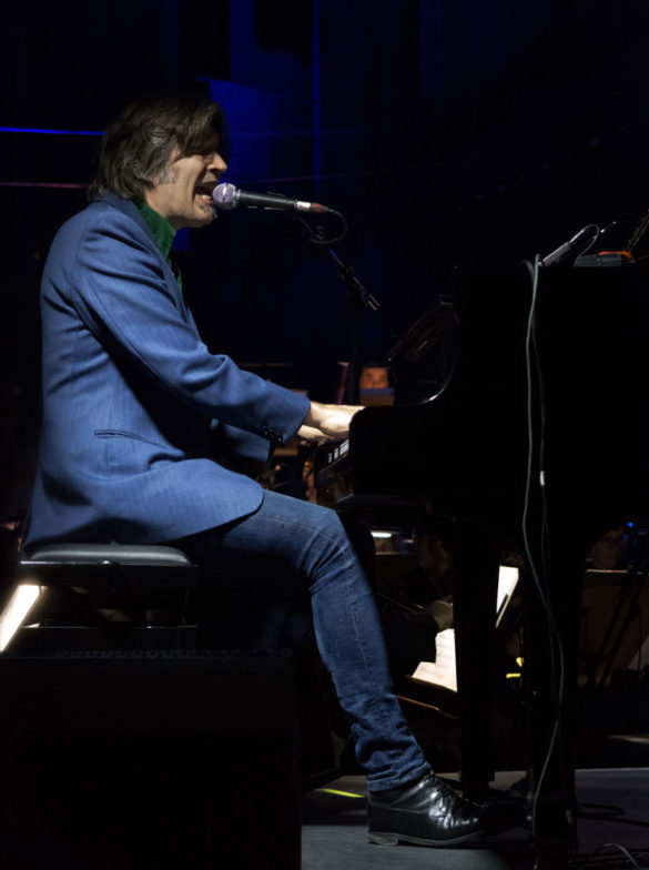 Justin Currie live on stage with the RSNO at Paisley Abbey on 17 October 2016