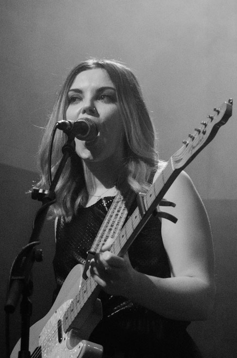 honeyblood-saint-lukes-2016-20 Honeyblood on stage at Saint Luke's Glasgow 8 December 2016
