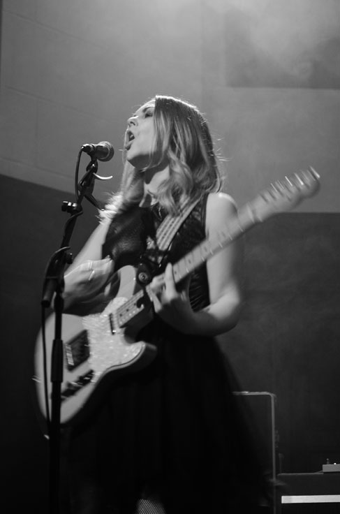 honeyblood-saint-lukes-2016-7 Honeyblood on stage at Saint Luke's Glasgow 8 December 2016