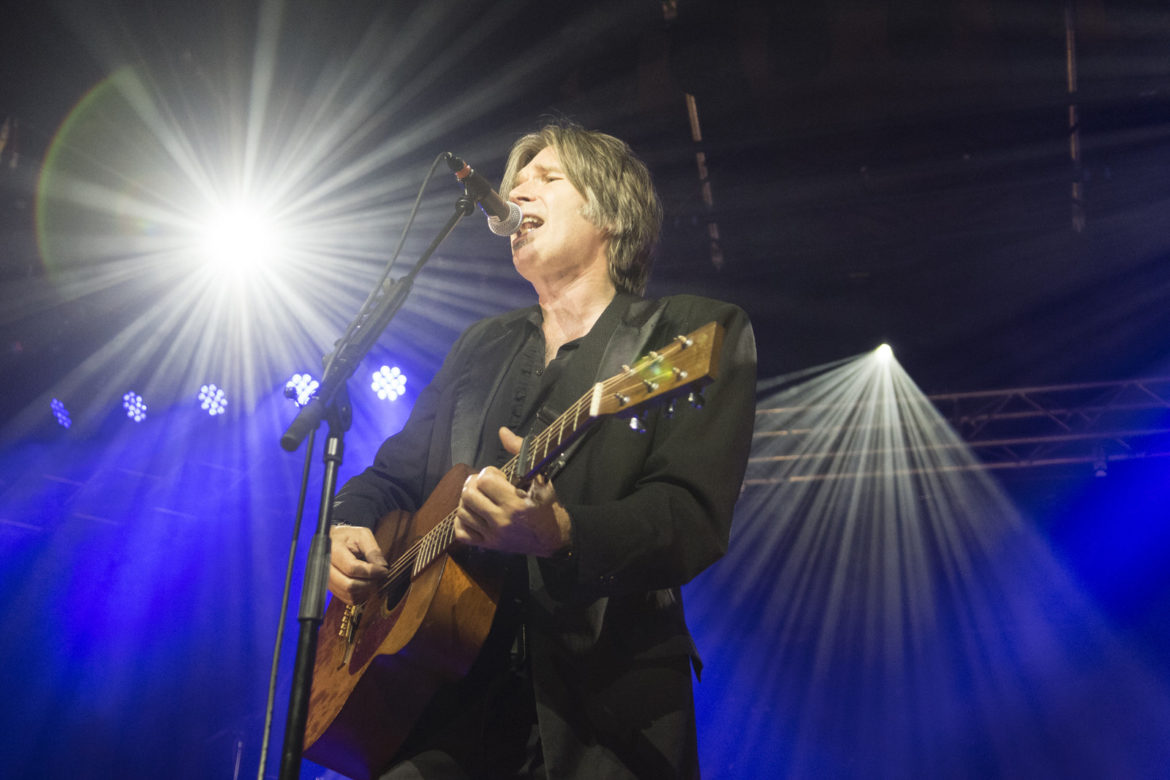 Del Amitri on stage at Glasgow Barrowlands on 28 July 2018