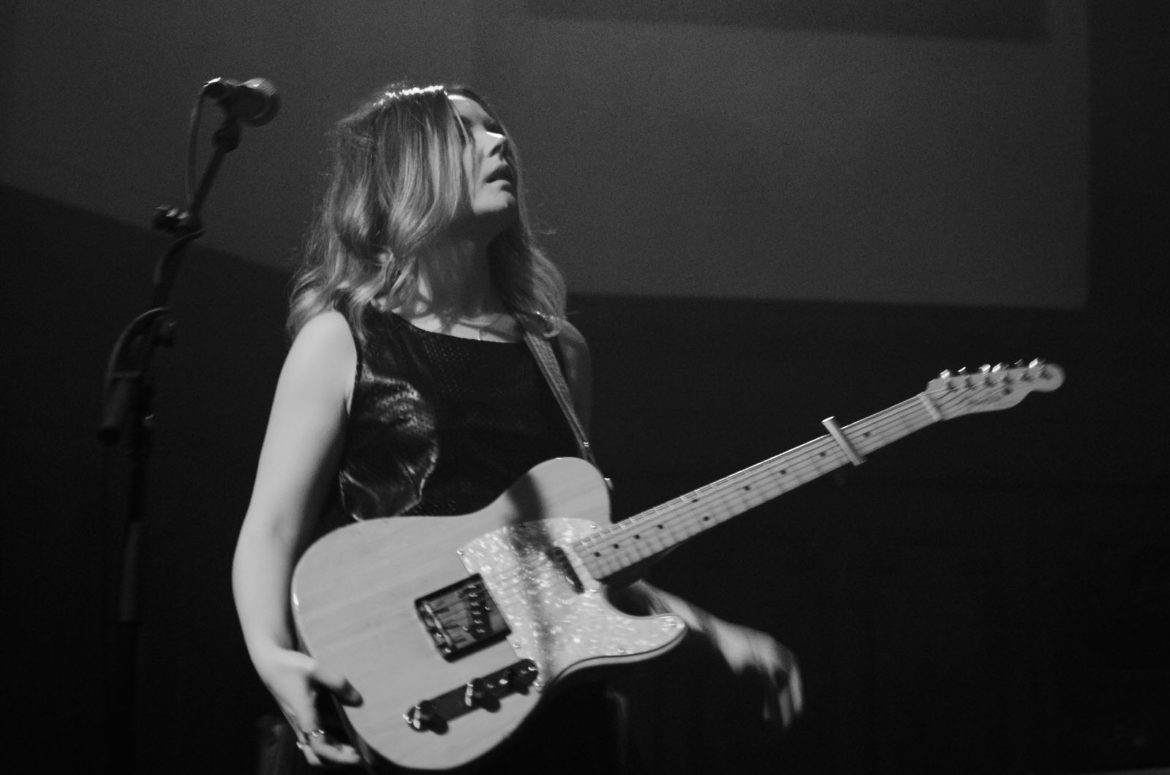 Honeyblood on stage at Saint Luke's in Glasgow on 8 December 2016